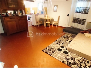 appartement a renover à la vente -   83440  CALLIAN, surface 156 m2 vente appartement a renover - UBI470384153